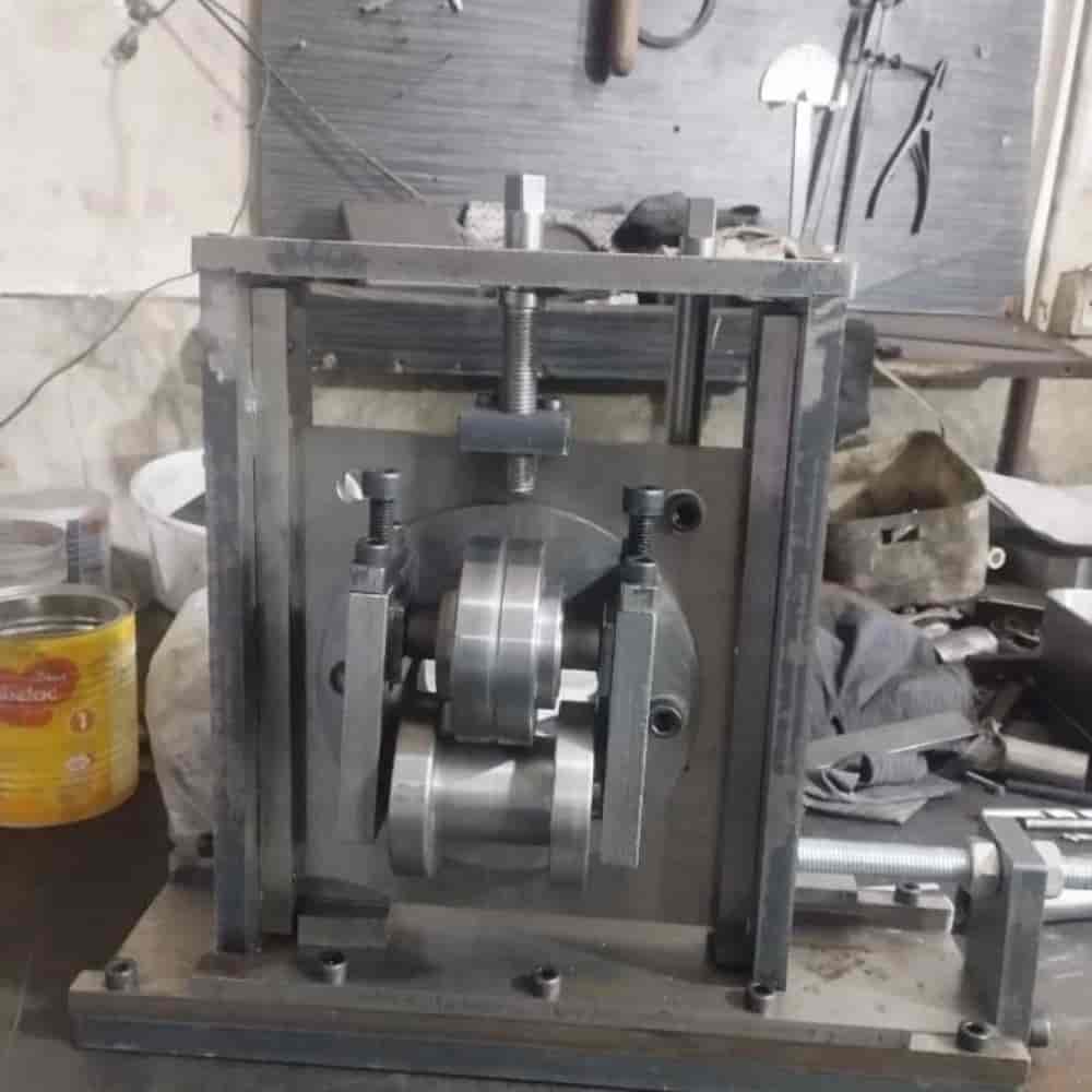 ساخت دستگاه و قالب به سفارش مشتری ساخت دستگاه و قالب به سفارش مشتری
